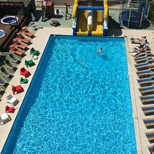 https://hotel-jumbo.emilia-romagnahotels.net